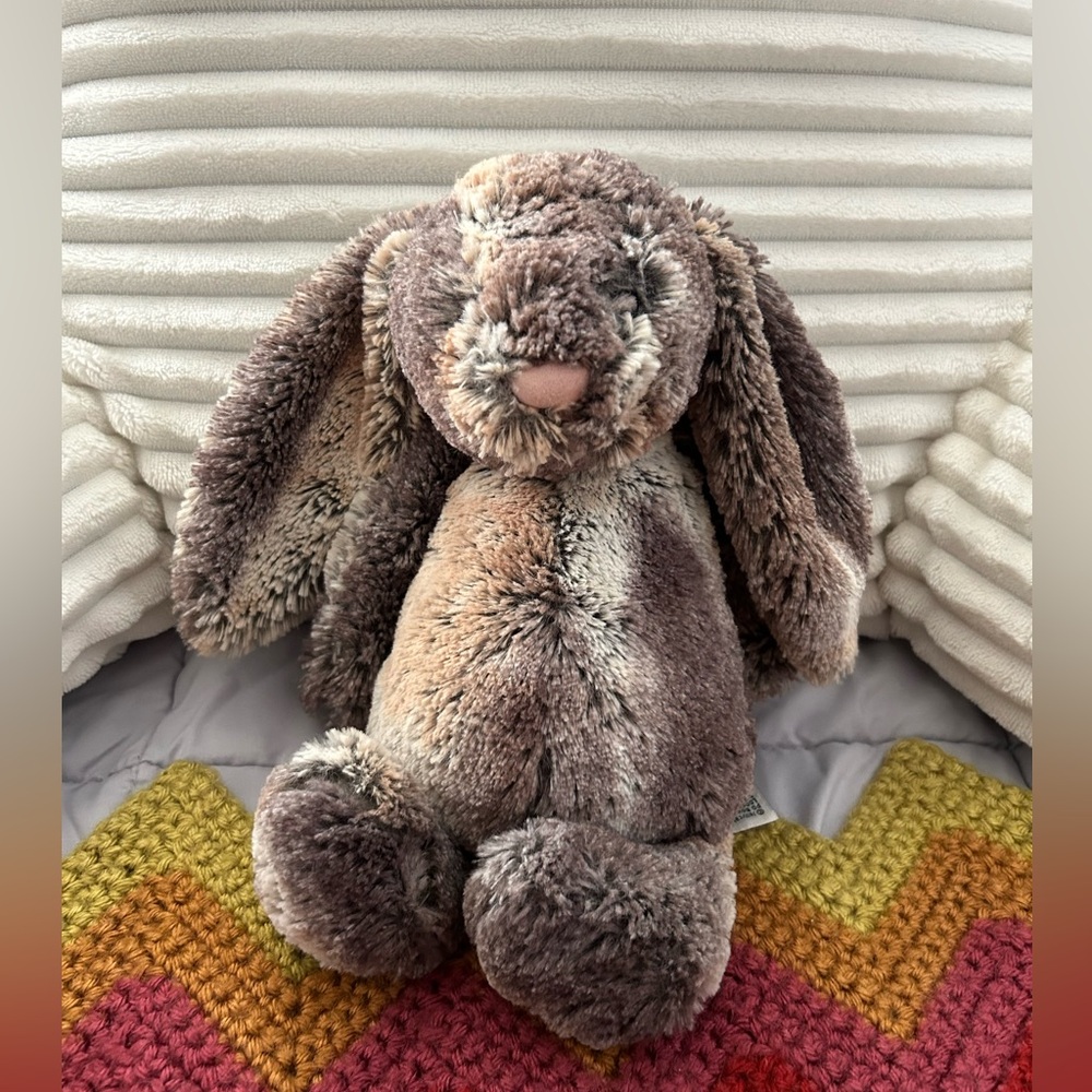 jELLYCAT bunny stuffed animal
